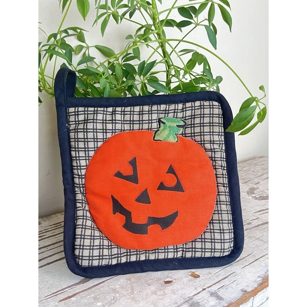 Vintage Happy Halloween Jack O Lantern Oven Stovetop Pot Holder 8”x8” Nostalgia